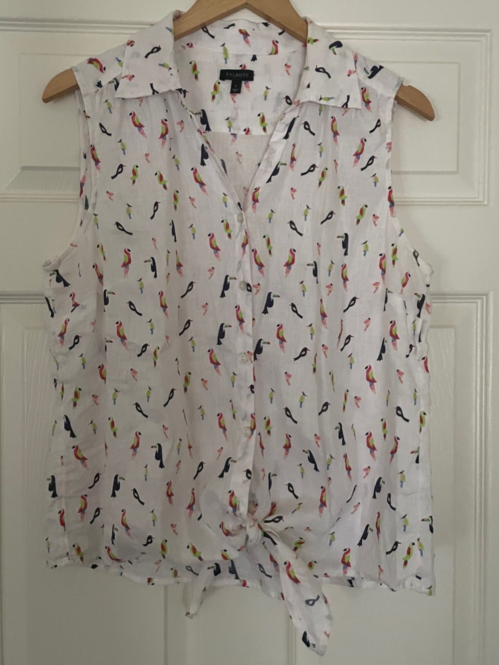 🦜 Talbots White Sleeveless Tie-Front Top with Multi Bird Print 🦜